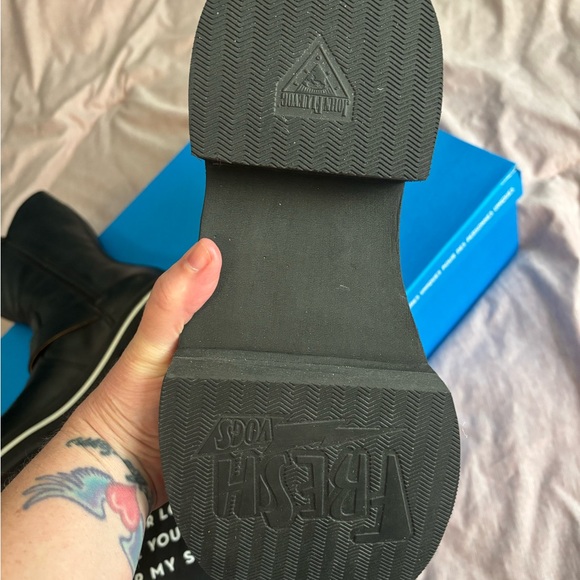 John Fluevog FV2 Boots, Size 9 NWB - Picture 11 of 14